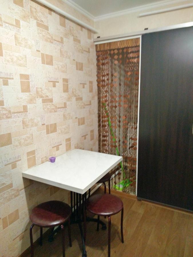 Apartment Nr Railway Station Odesa Exterior foto